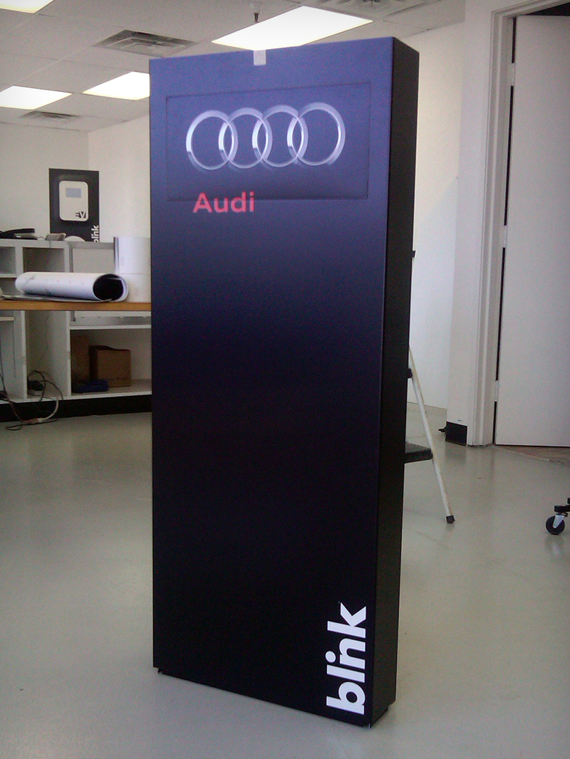 audi-graphic-reverse